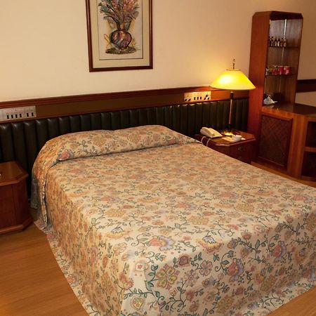 Hotel Gran Corona São Paulo Chambre photo